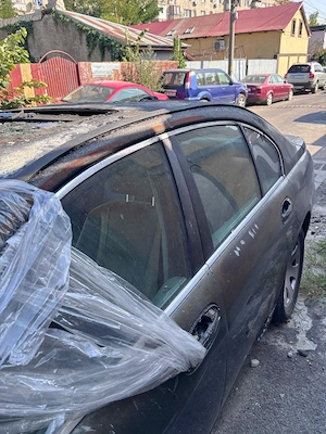 Vand bmw  seria 7 pentru piese  - imagine 2
