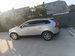 Volvo XC60  - imagine 2