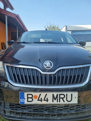 Vand Skoda Rapid Elegance 1.6 diesel  - imagine 5