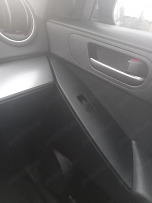 Vand mazda 3, an 2010, diesel, 1.6, 109 cai, fara probleme - imagine 4