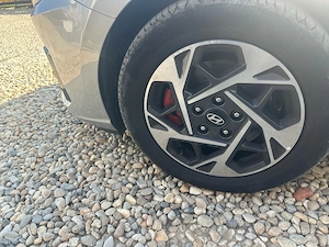 Hyundai i30 fastback MHEV 2025 AT7 GARANTIE 2030 - imagine 3
