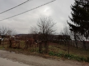 Vand Teren Maracineni Arges 1307m lipit cu Biserica de la Blocuri