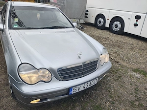 Vând sau schimb 