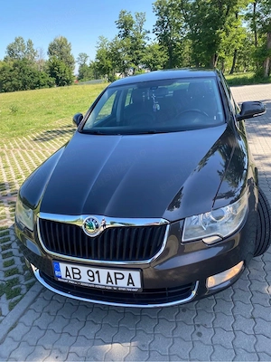 Vant Skoda Superb - imagine 3
