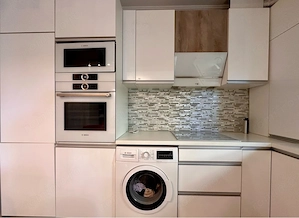 Apartament 2 camere și grădină proprie   | 60 mp + curte 50 mp | Propietar