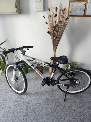 Vând bicicleta 24 inch