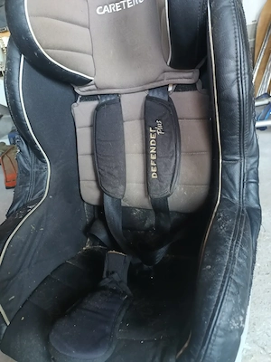 Scaun auto Caretero Defender plus cu isofix