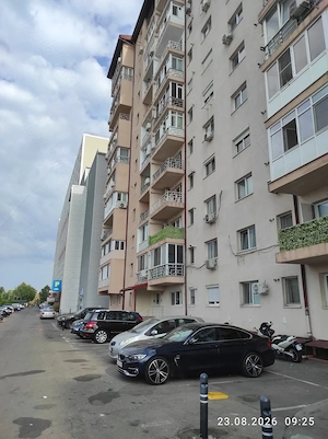 Apartament 3 camere Vitan Barzesti-Rin Grand Hotel - imagine 5
