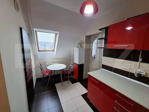 Apartament cu 3 camere de vanzare, zona Micro 16 - imagine 12