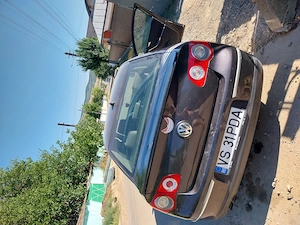 Volkswagen Passat B6 2.0 TDI BKP 140 CP   2007 - imagine 6