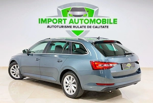 Skoda Superb 1.6 TDI DSG Style - imagine 8