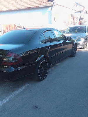 Mercedes Benz e200 w211 2006 2.2 