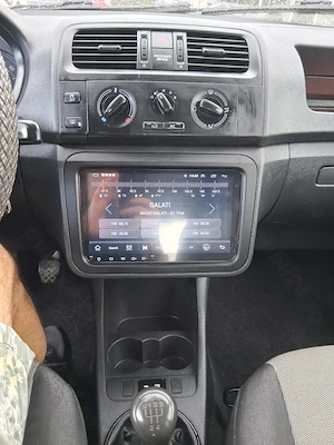 Proprietar vând Skoda Fabia 2  1,2 benzina 2012 - imagine 9