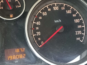 vand opel astra , an 2004, diesel, 198000 km - imagine 6