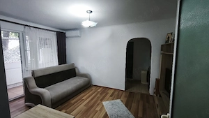 Proprietar,vand apartament in zona Plantelor-Islaz - imagine 3