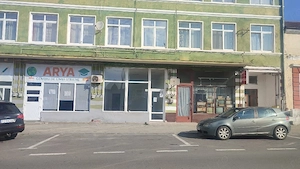 Inchiriez spațiu comercial  