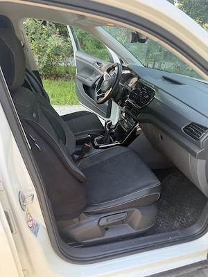Vand Volkswagen T-Cross 1.0 TSI 95 CP 2029 - imagine 5