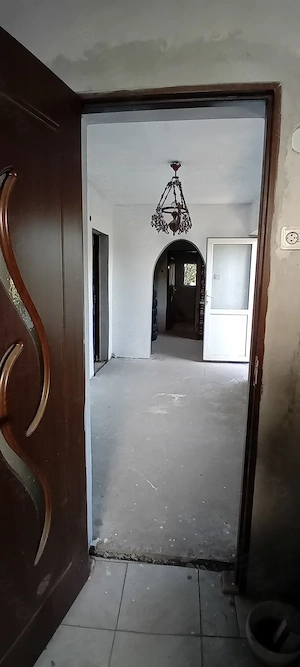 Vând casa in Parța ( la intrare in comuna) - imagine 7