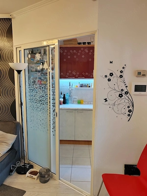 Vând apartament cu 2 camere  - imagine 7