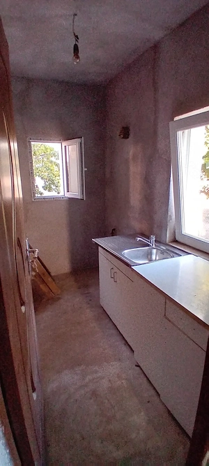 Vând casa in Parța ( la intrare in comuna) - imagine 9