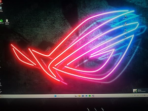 Asus rog strix g18