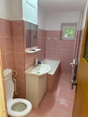 Garsoniera de inchiriat zona Lacul Tei 40mp - imagine 8
