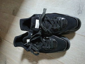 Vand adidasi furla nr 35