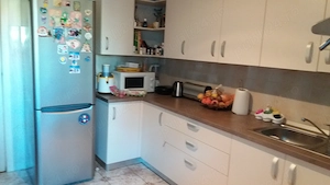 Vând apartament spațios de 4 camere | Etaj 1 | Zona Turist - imagine 3