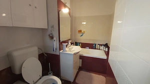 Vând apartament spațios de 4 camere | Etaj 1 | Zona Turist - imagine 4