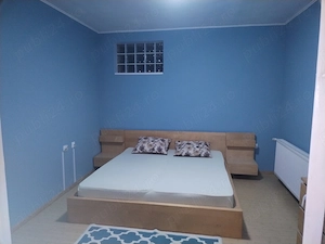 De inchiriat apartament 3 camere la curte plus dependinte. - imagine 6