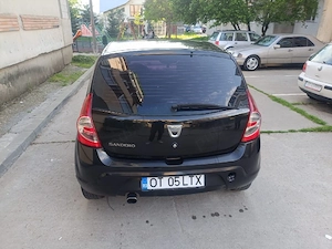 Dacia Sandero 2011 - imagine 4