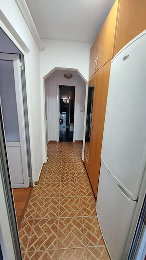 Apartament cu 2 camere in Mircea Cel Batran-Lic.Economic de Turism - imagine 7