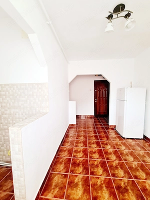 PROPRITAR, vand apartament decomandat, 2 camere, strada Muncii, locatie excelenta - imagine 4