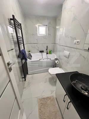 Apartament 3 camere de vânzare, 94 mp, zona Centrala - imagine 13