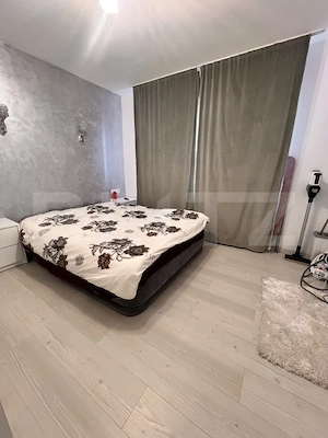 Apartament 3 camere de vânzare, 94 mp, zona Centrala - imagine 11