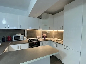Inchiriez apartament 2 camere cu vedere panoramica la Lacul Morii (Uverturii) - imagine 6