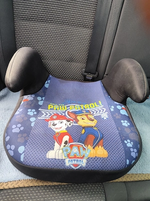 Scaun auto înălțător pentru copii 