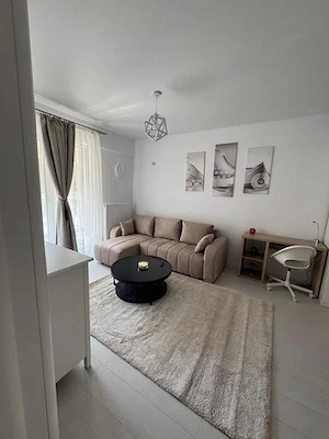 Garsoniera mobilata nou complet Central Adress Residence + loc parcare - imagine 2
