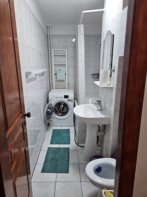 Garsoniera transformata in 2 camere semidecomandat, zona Timpuri Noi Mihai Bravu Mall Vitan - imagine 8