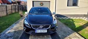 Volvo v40 D3 R-Desig Momentum - imagine 2