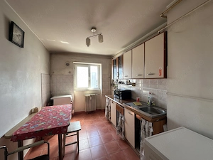 Agentia imobiliara VIGAFON vinde apartament 3 camere Bariera Bucuresti - imagine 3