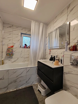 Apartament 3 camere, 71 mp, zona Hotvon - imagine 9