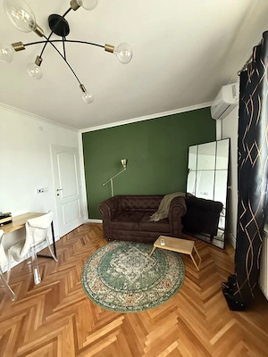 De vanzare apartament cu1 camera in zona Dambovita