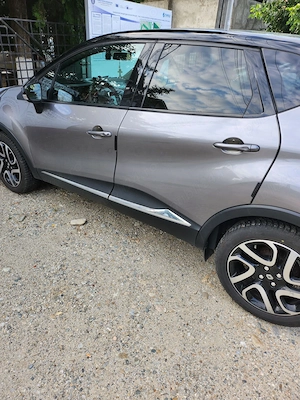 Vand Renault Captur din 2014, echipat cu motorul diesel de 1.5 dCi (90 CP) și cutia automată  - imagine 4