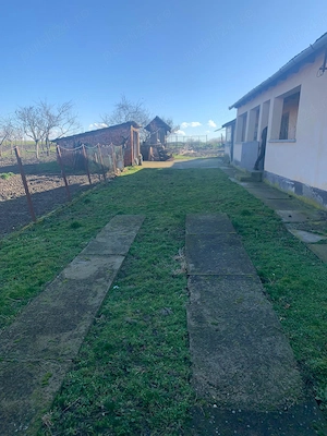 Vând casa cu gradina in satul Bicaci, comuna Gepiu - imagine 4