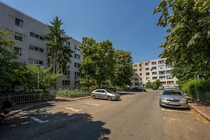 TITAN – OZANA, APARTAMENT 3 CAMERE 66 MP TOTAL, ETAJ 3 DIN 4, RENOVAT TOTAL! - imagine 1