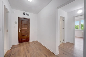 TITAN – OZANA, APARTAMENT 3 CAMERE 66 MP TOTAL, ETAJ 3 DIN 4, RENOVAT TOTAL! - imagine 14