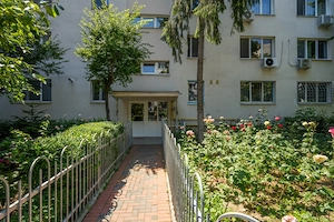 TITAN – OZANA, APARTAMENT 3 CAMERE 66 MP TOTAL, ETAJ 3 DIN 4, RENOVAT TOTAL! - imagine 19