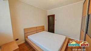 Apartament 2 camere decomandat de închiriat   Micro 18, etaj 1