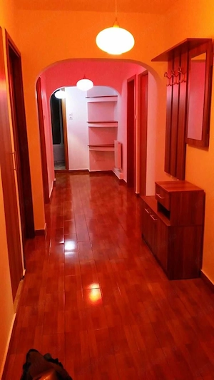 Inchiriez apartament 3 camere decomandat, mobilat si utilat, parc Regina Maria - sector 1, str Turda - imagine 3